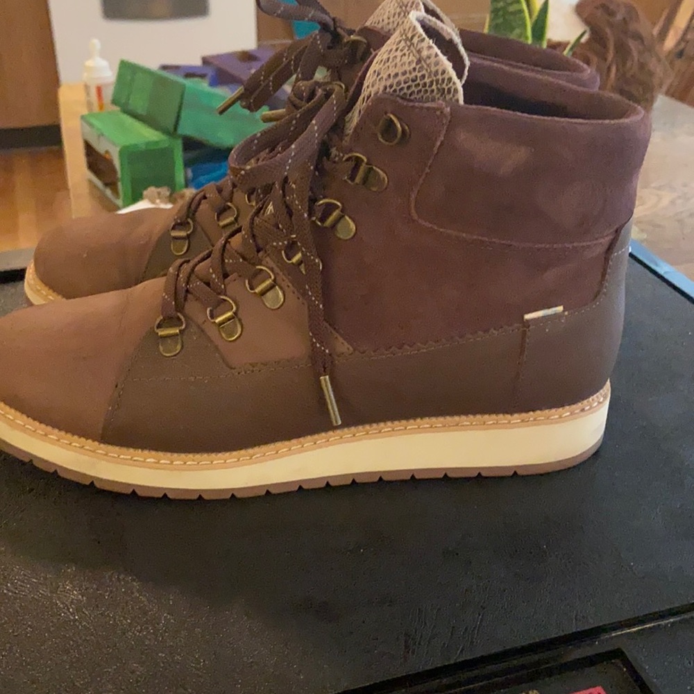 Worn once.